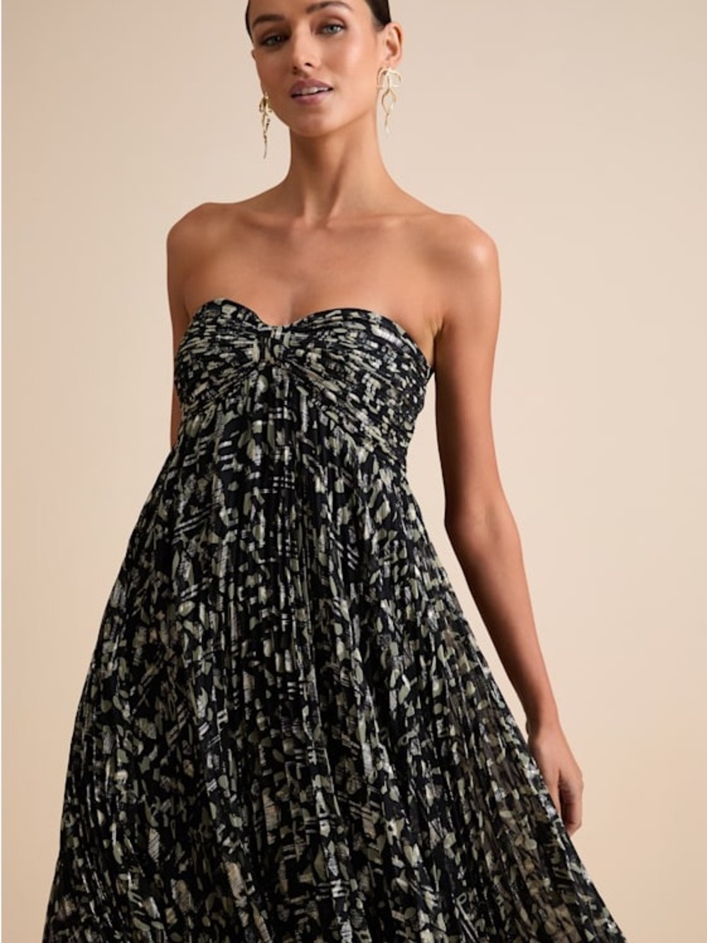 Lulus lynwen black abstract pleated strapless maxi dress -xs